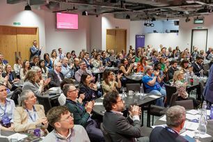 SC26 wider room clapping.jpg